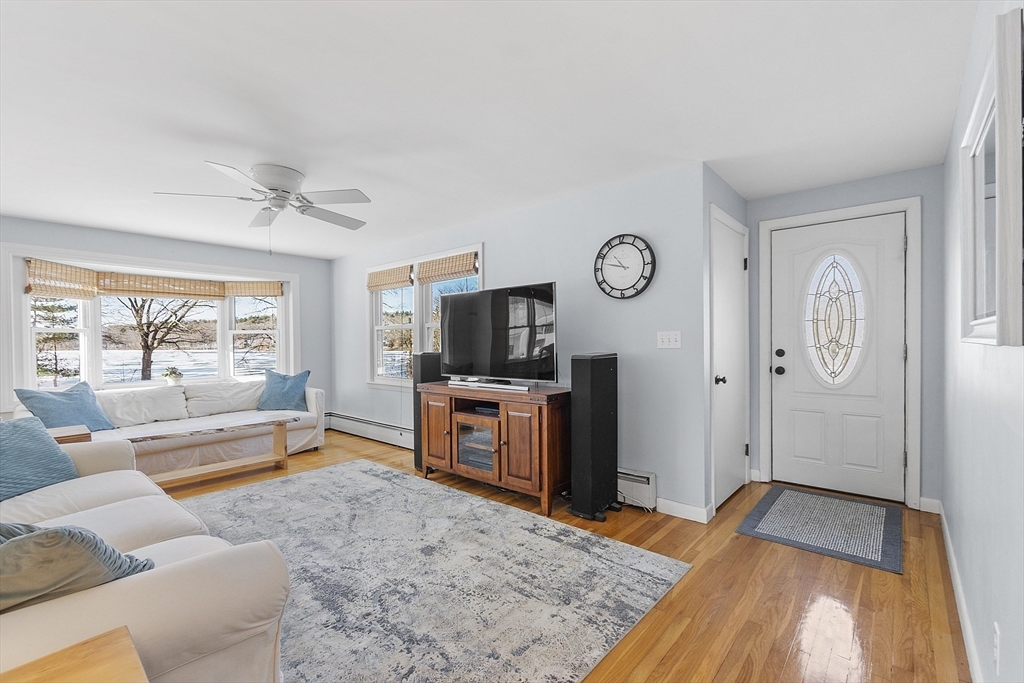 26 Long Lake Road Littleton, MA 01460 - Photo 7 of 37