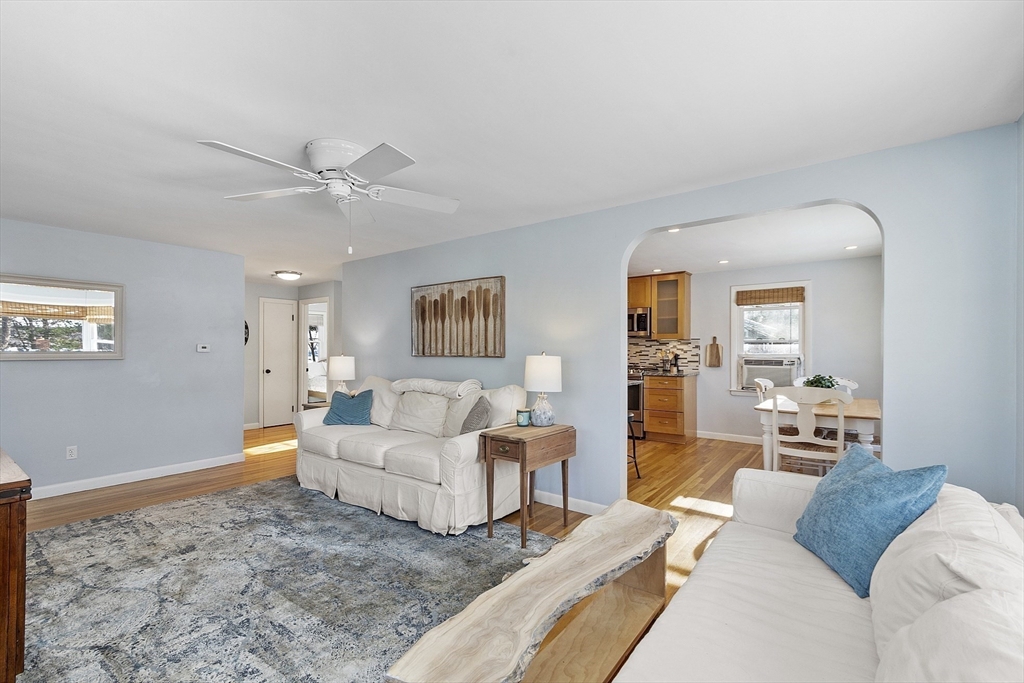 26 Long Lake Road Littleton, MA 01460 - Photo 8 of 37