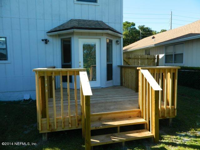 1649 Derringer Road Jacksonville, FL 32225 - Photo 9 of 50 a view of front door of house