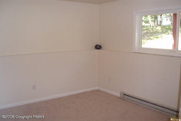 44 Murphy Circle Bushkill, PA 18324 - Photo 10 of 17 an empty room with a window