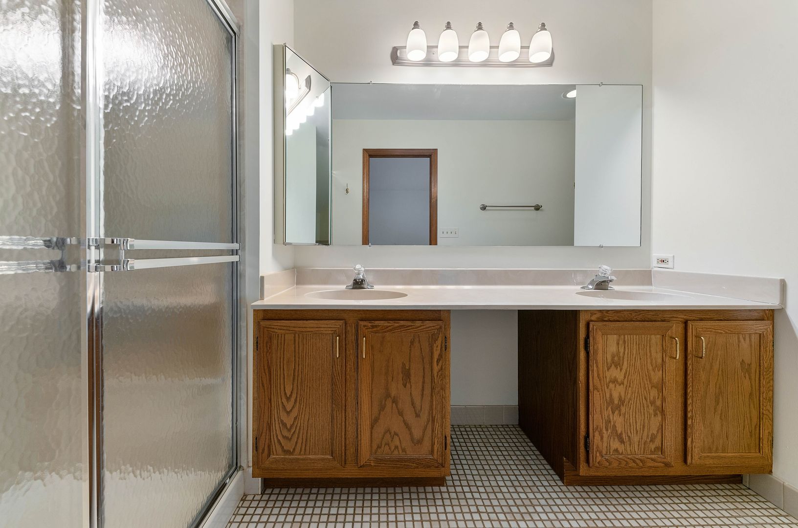 486 Village Green Road Naperville, IL 60540 - Photo 13 of 18