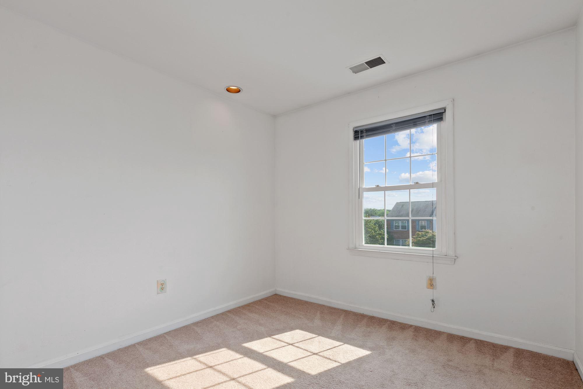 2136 Colonel Way Odenton, MD 21113 - Photo 22 of 34