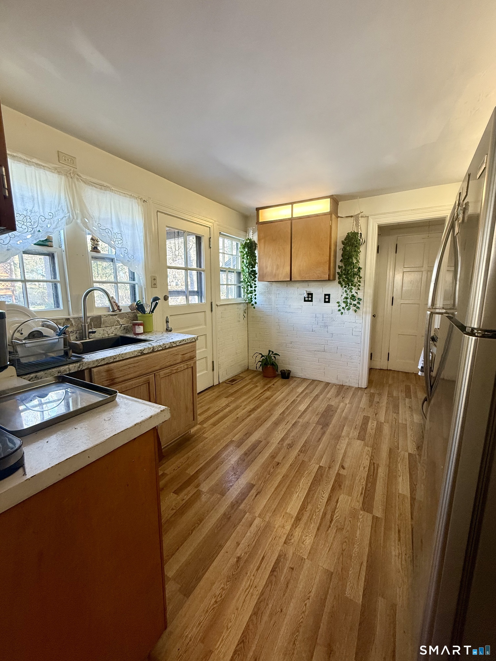 52 Gerard Street Manchester, CT 06040 - Photo 13 of 38