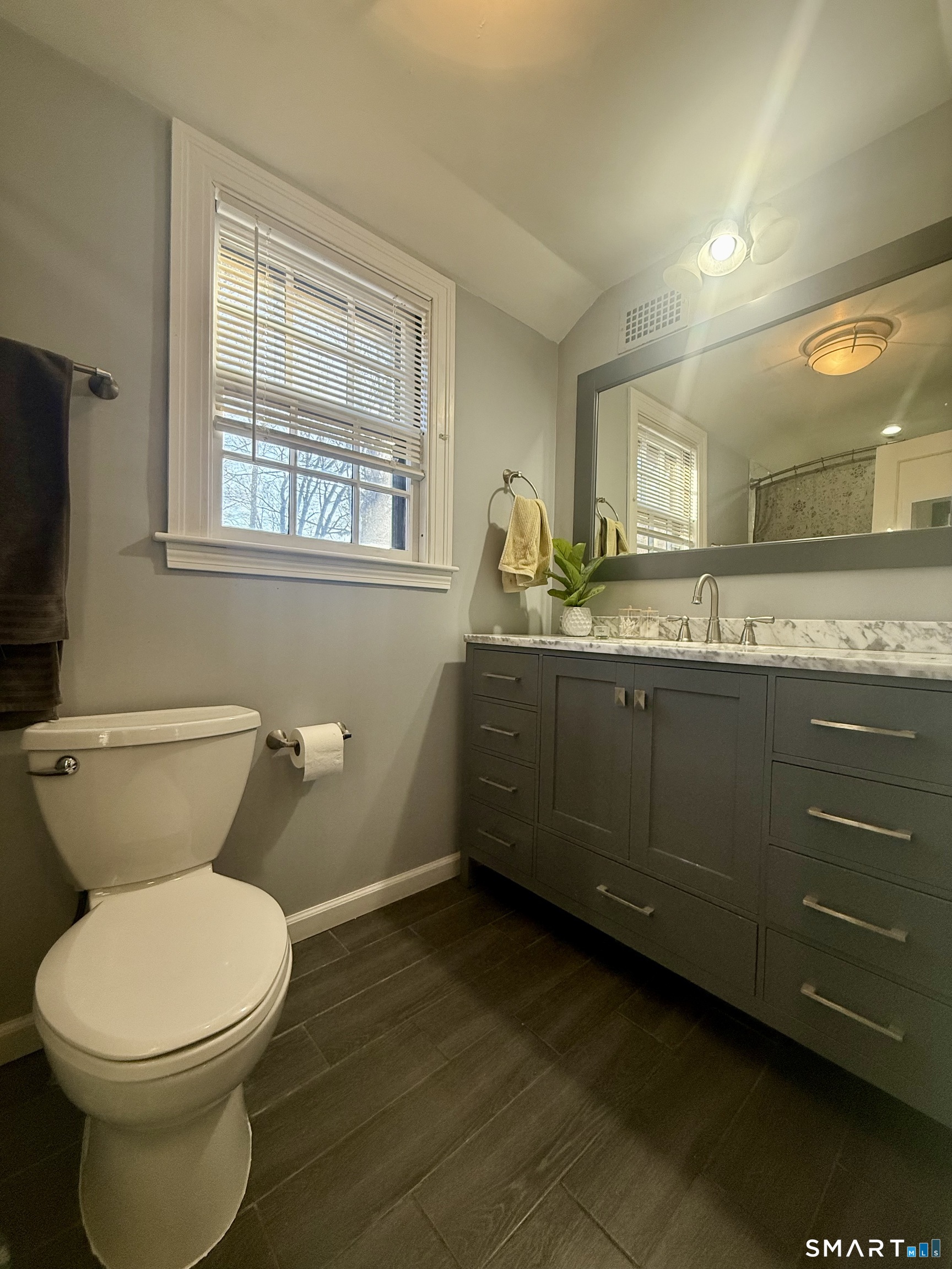 52 Gerard Street Manchester, CT 06040 - Photo 27 of 38