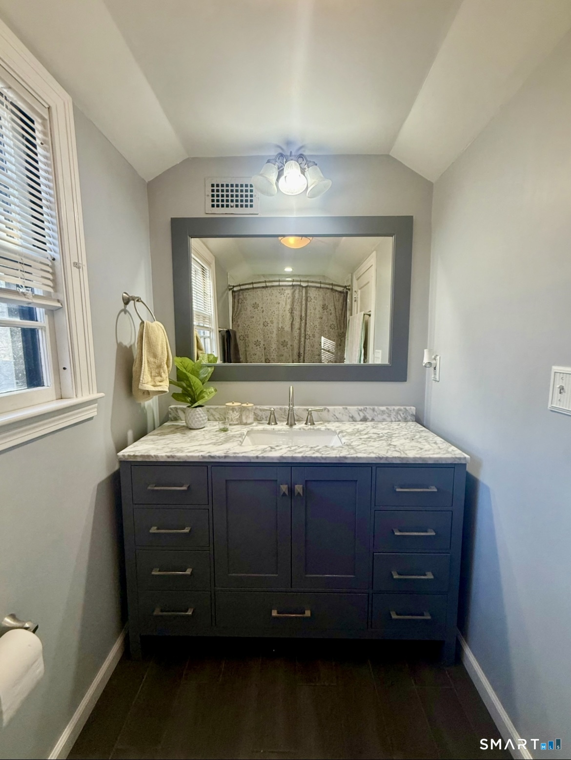 52 Gerard Street Manchester, CT 06040 - Photo 28 of 38