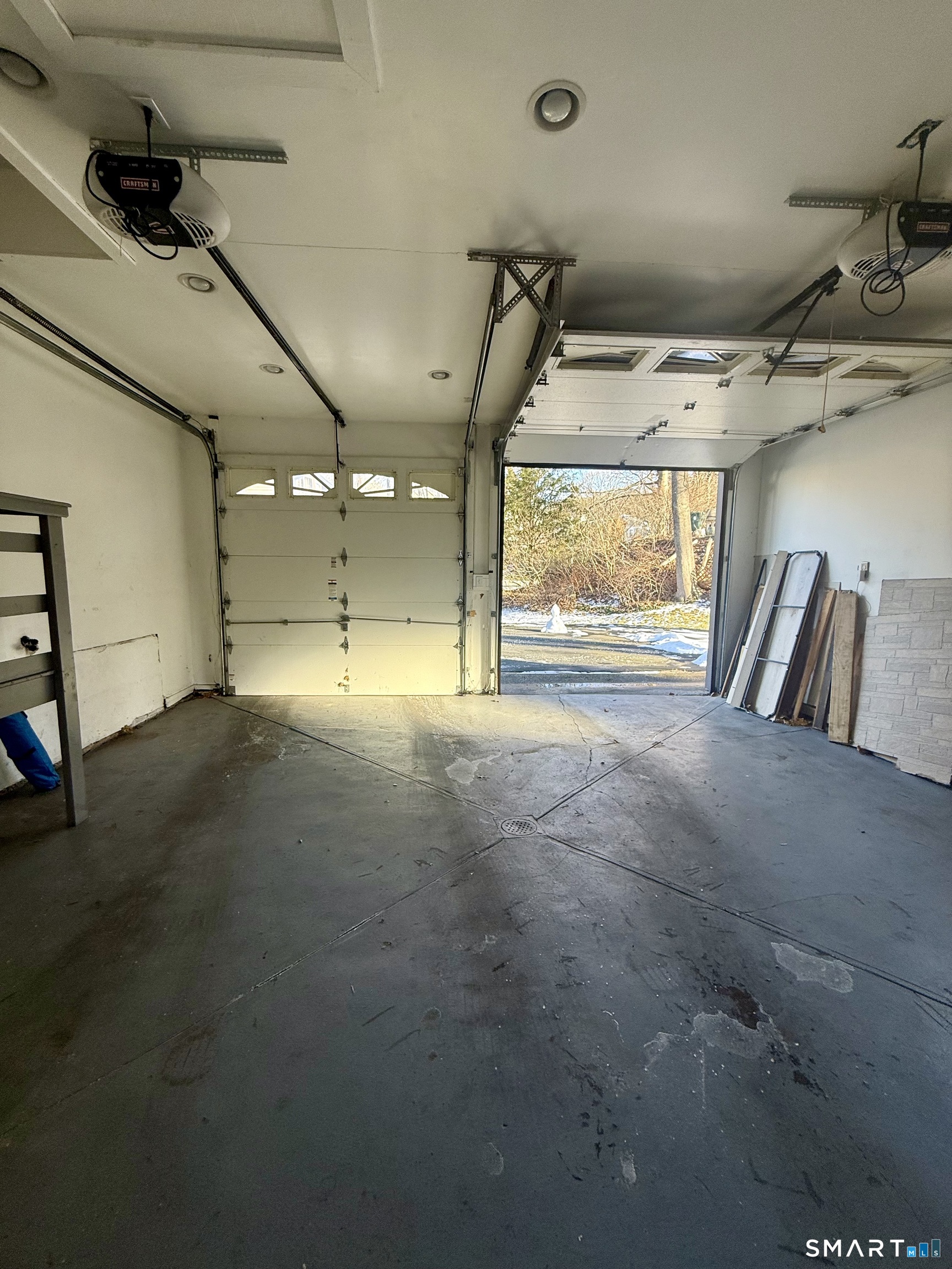 52 Gerard Street Manchester, CT 06040 - Photo 33 of 38