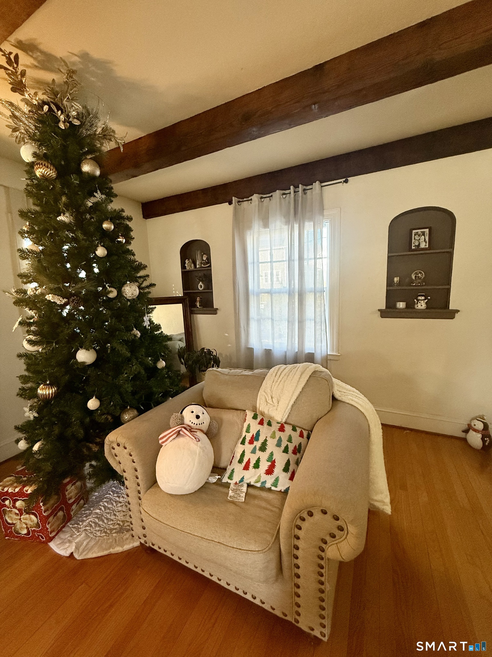 52 Gerard Street Manchester, CT 06040 - Photo 4 of 38