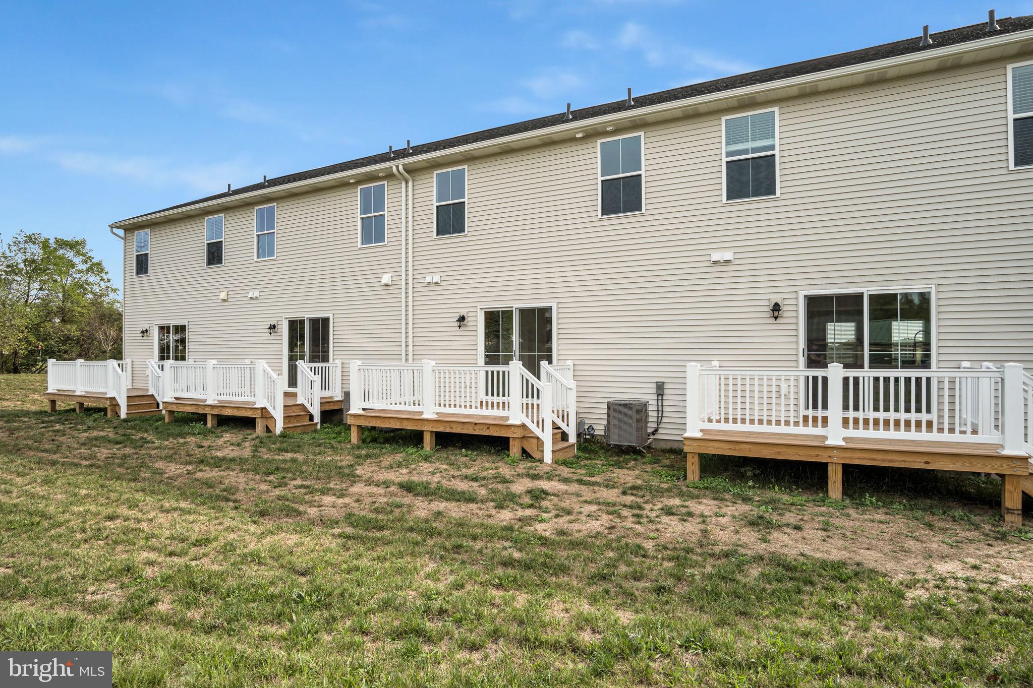 12 Morgan Circle, Unit 902 Carlisle, PA 17013 - Photo 2 of 13