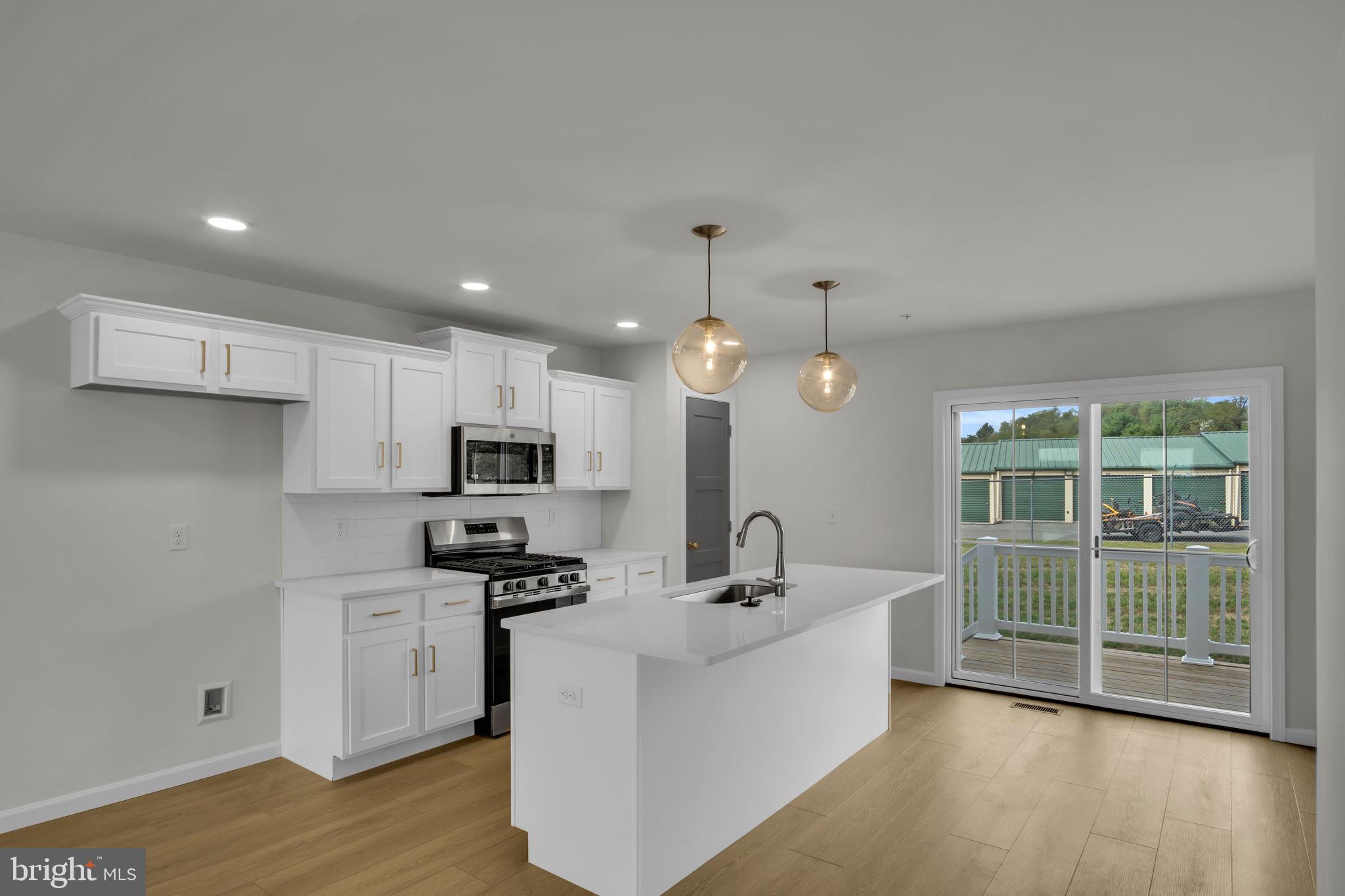 12 Morgan Circle, Unit 902 Carlisle, PA 17013 - Photo 3 of 13