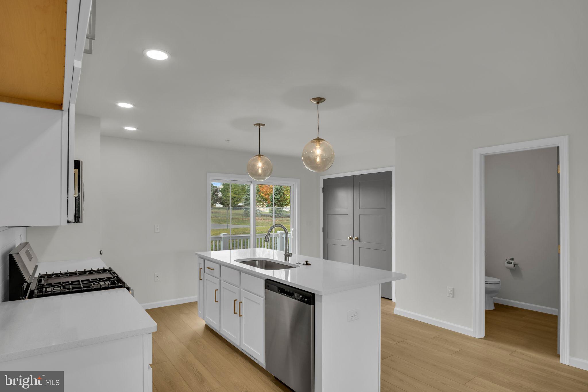 12 Morgan Circle, Unit 902 Carlisle, PA 17013 - Photo 4 of 13