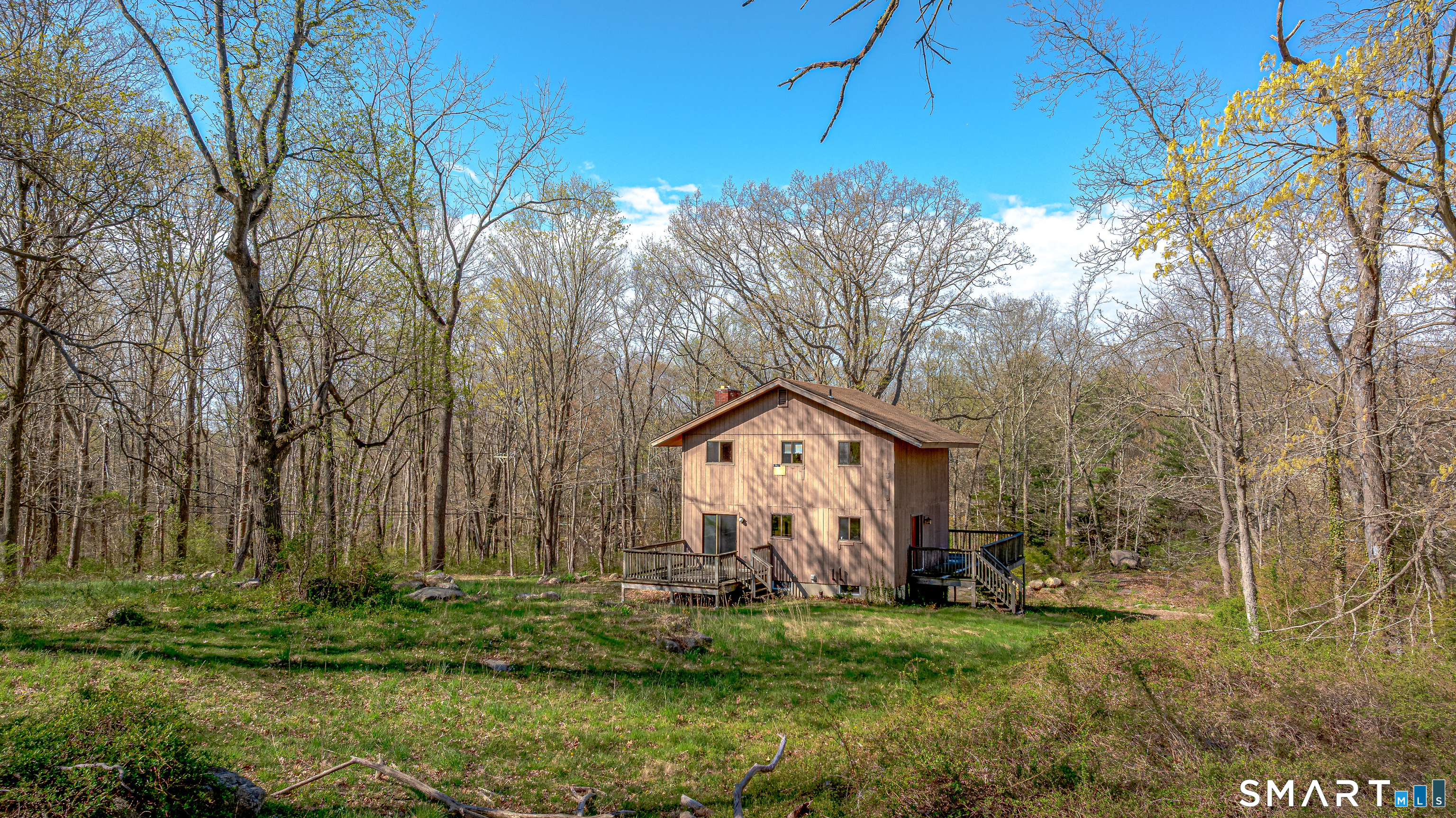 737 Leetes Island Road Guilford, CT 06437 - Photo 4 of 40