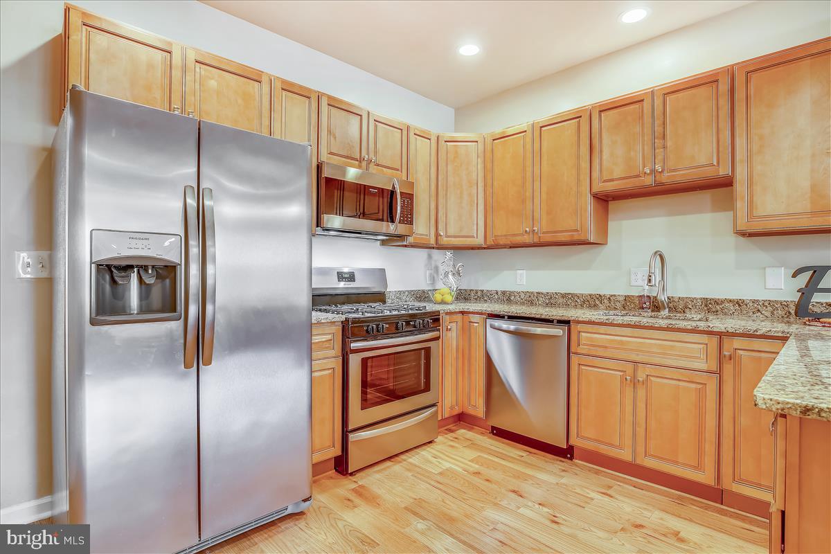 812 Decatur Street Northwest Washington, DC 20011 - Photo 11 of 26