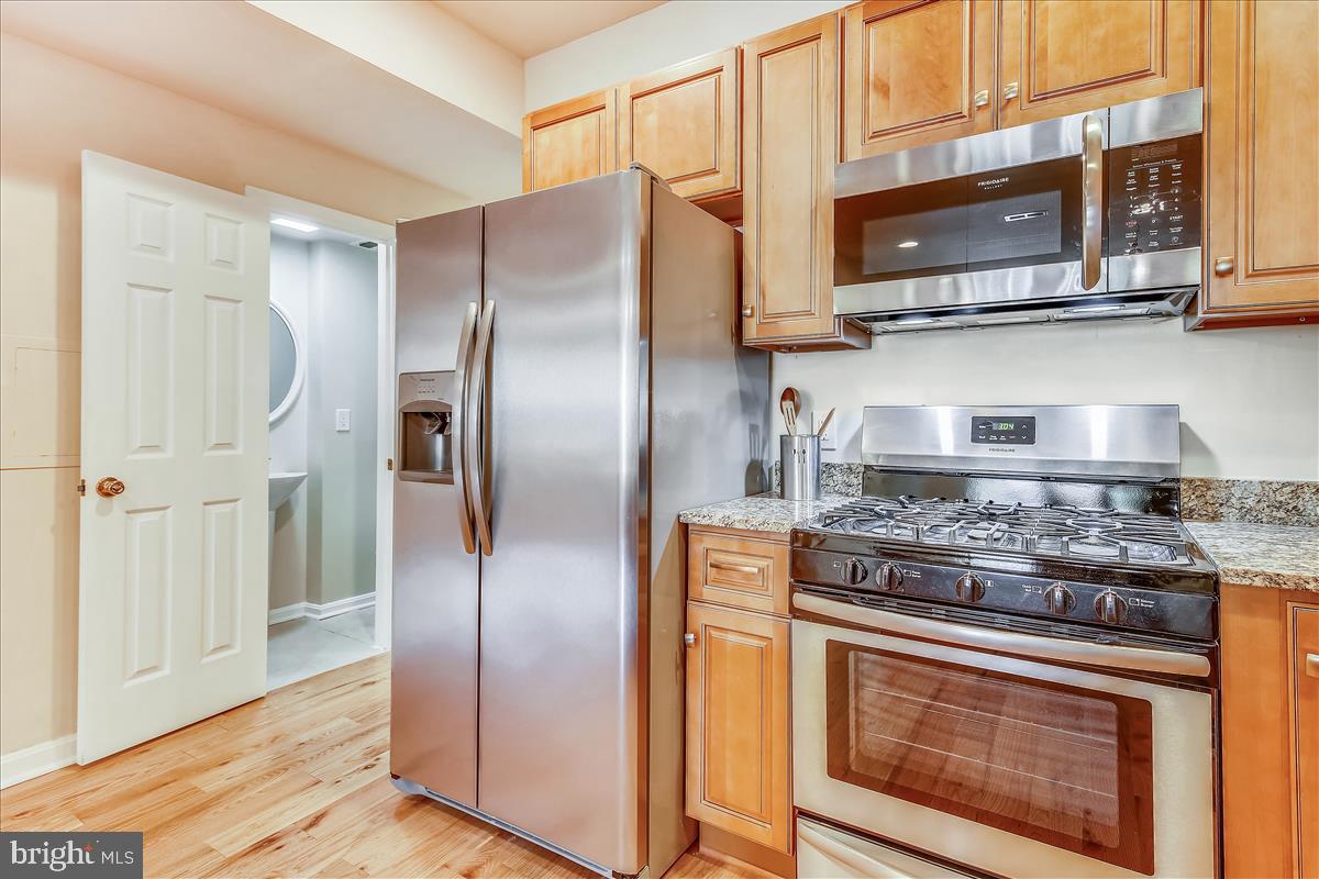 812 Decatur Street Northwest Washington, DC 20011 - Photo 14 of 26