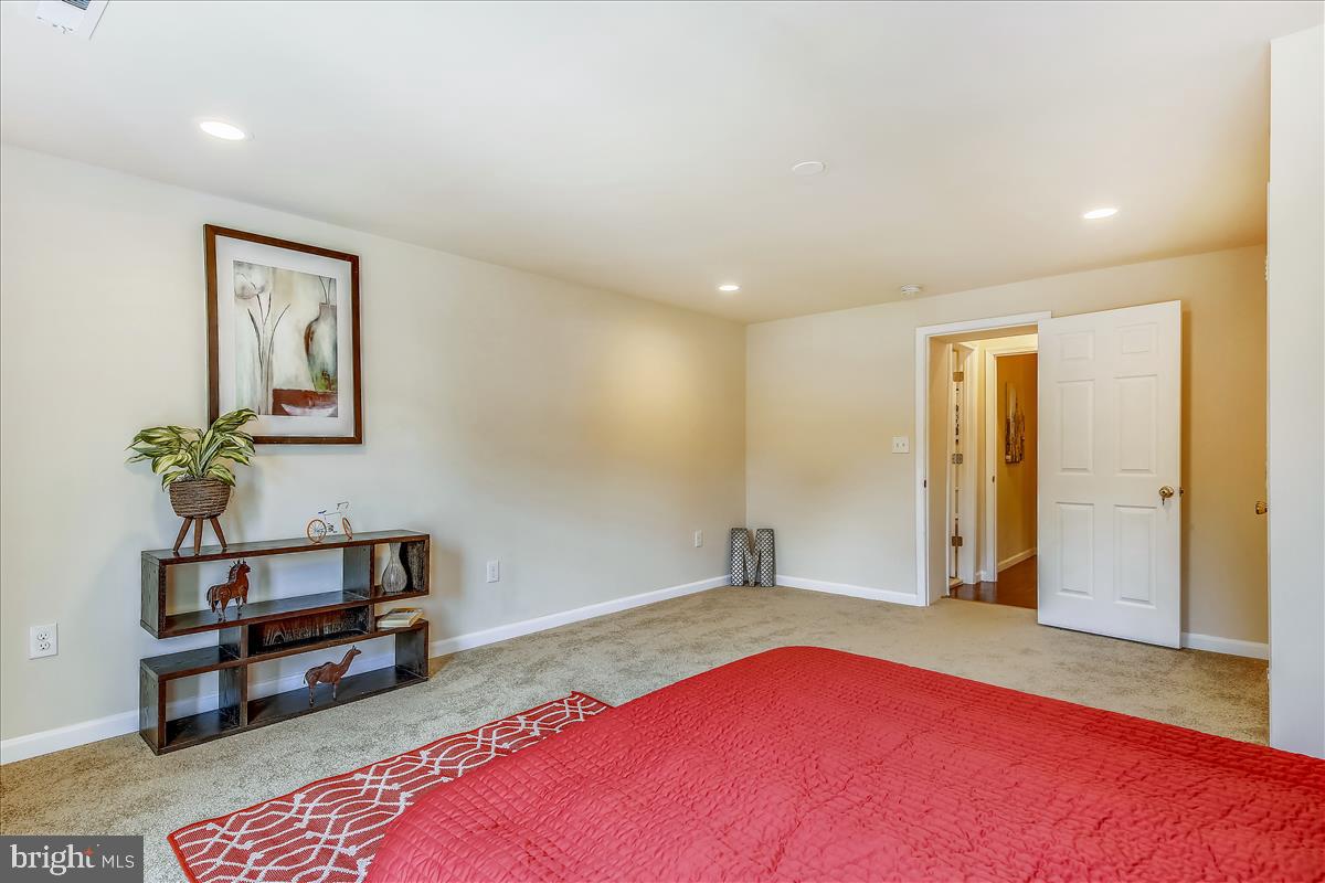 812 Decatur Street Northwest Washington, DC 20011 - Photo 20 of 26