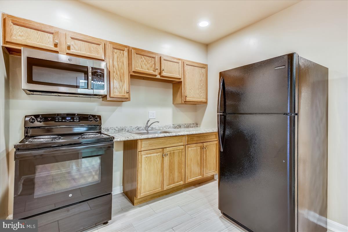 812 Decatur Street Northwest Washington, DC 20011 - Photo 23 of 26