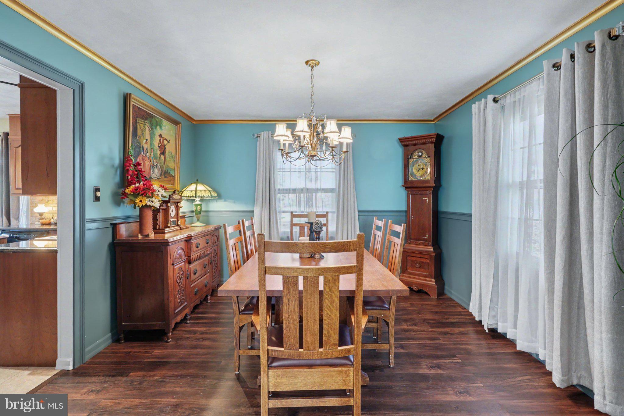 704 Drexel Road Harrisburg, PA 17109 - Photo 12 of 43 Dining Room