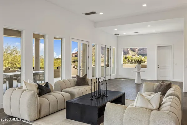 $5,495,000 | 6134 North 44th Street, Paradise Valley, AZ 85253