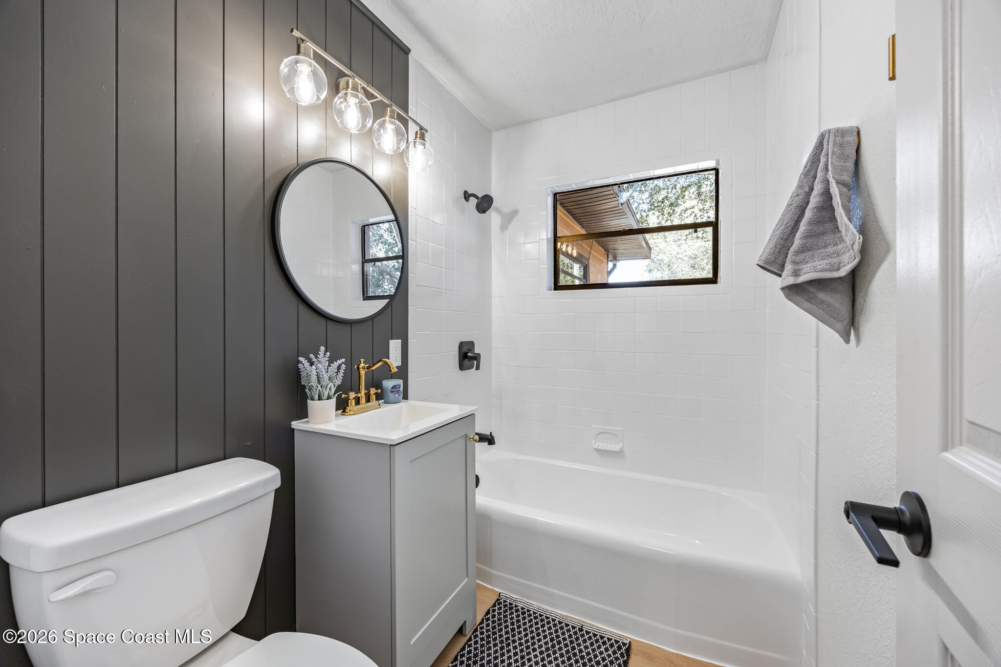 2082 Little John Road Melbourne, FL 32935 - Photo 9 of 16 a-35