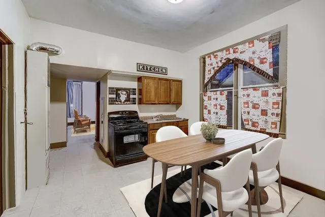 $589,900 | 2326 South Sacramento Avenue, Chicago, IL 60623