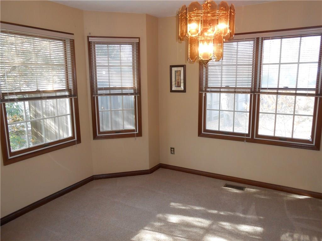 1084 Kingsgate Road Springfield, OH 45503 - Photo 12 of 44