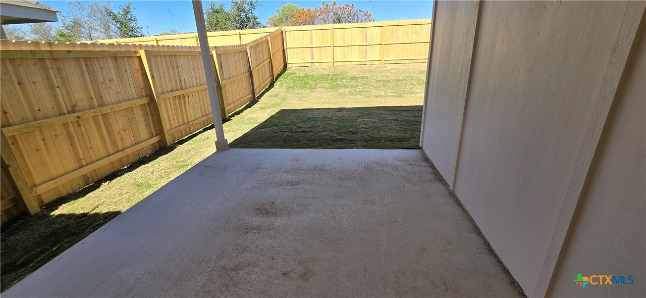 338 Monty Road Copperas Cove, TX 76522 - Photo 12 of 14 a view of an empty room with a sink