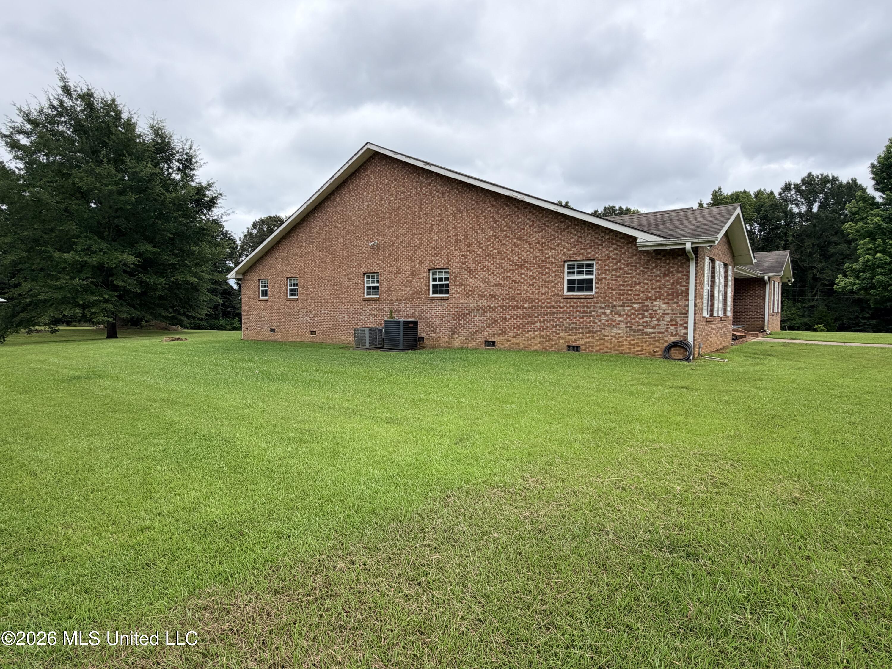 1117 Montgomery Lane Wesson, MS 39191 - Photo 12 of 62 IMG_6695