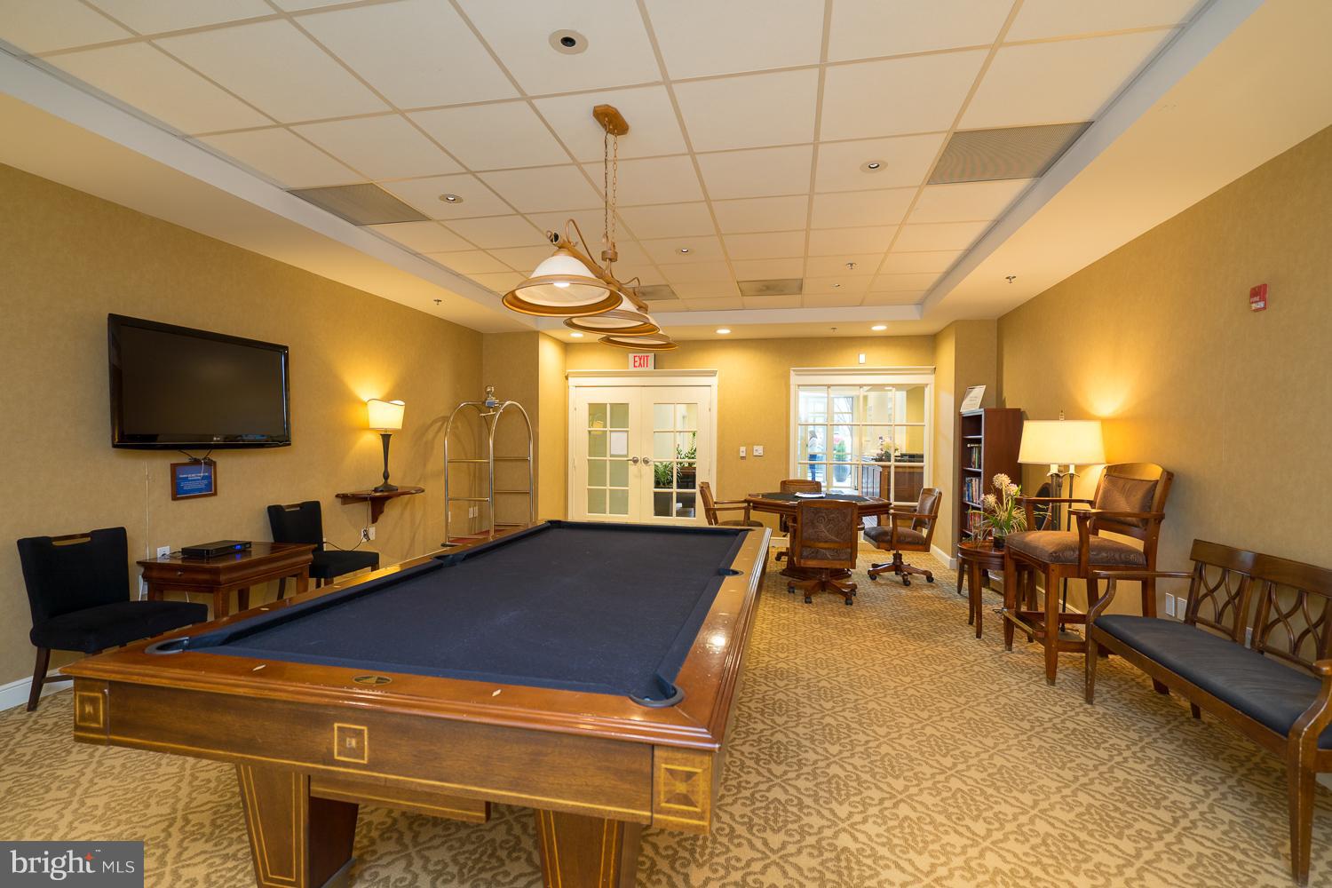 2726 Gallows Road, Unit 1002 Vienna, VA 22180 - Photo 12 of 18 Community
