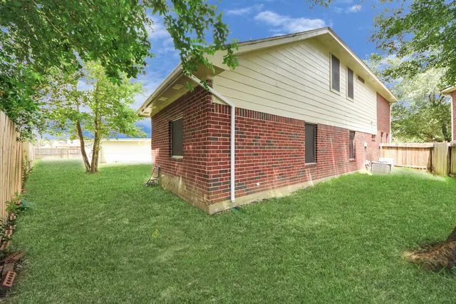 $450,000 | 6903 Maid Stone Drive, Pasadena, TX 77505