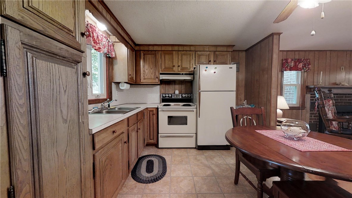 99 Treasure Road Narragansett, RI 02882 - Photo 13 of 28