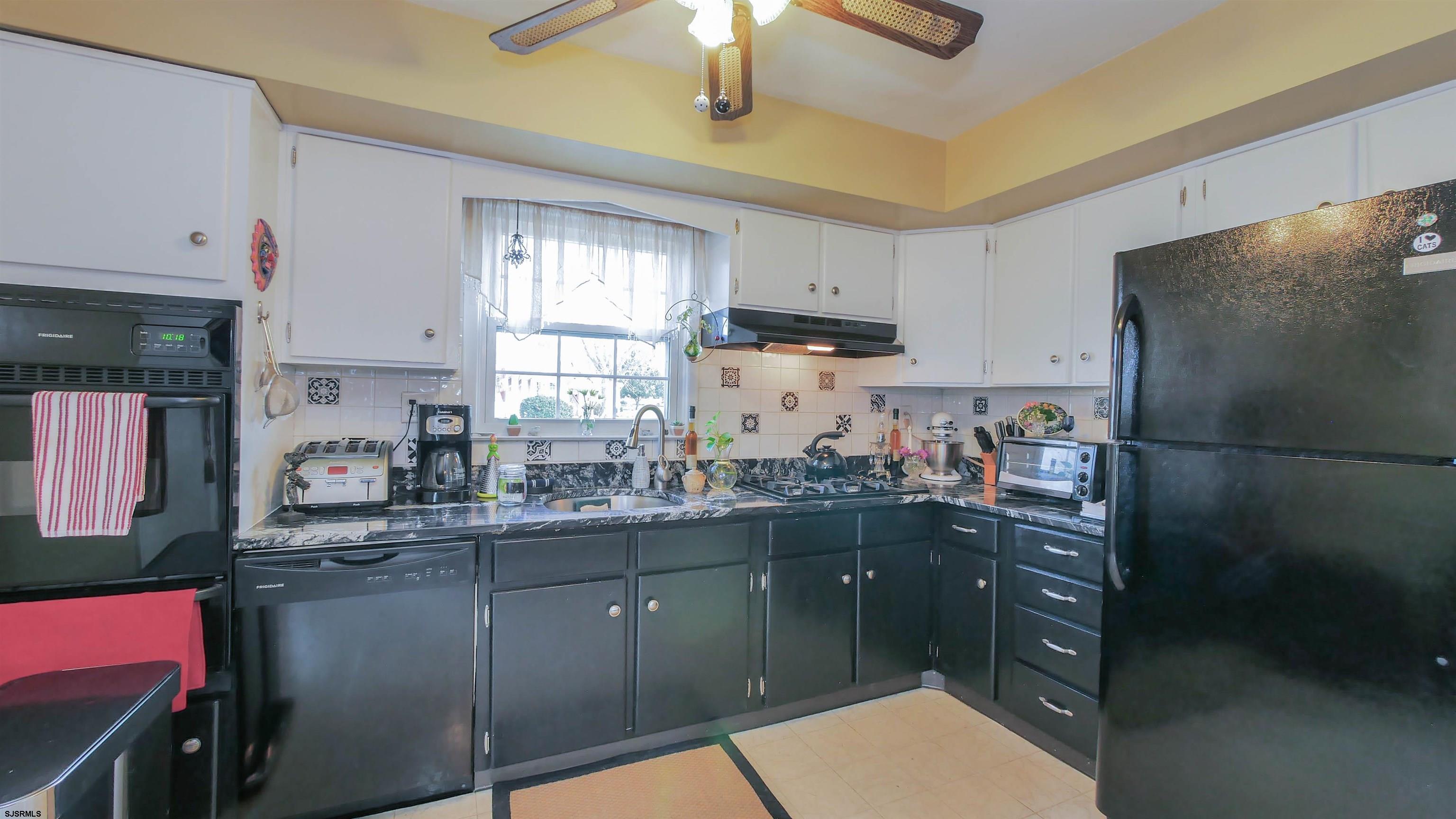 57 Gulph Mill Road Somers Point, NJ 08244 - Photo 9 of 26 Gallery Image 9