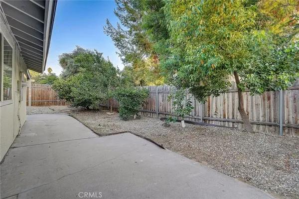 $3,250 | 5030 Kensington Way, Riverside, CA 92507