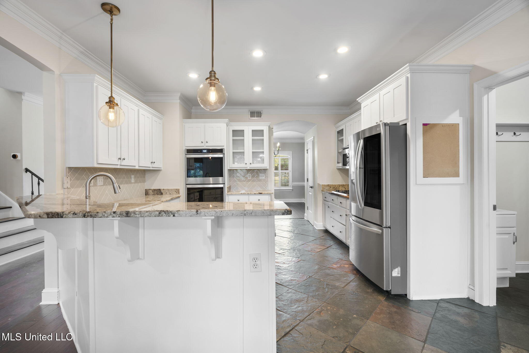 810 Cedar Trace Cove Hernando, MS 38632 - Photo 12 of 47 13-web-or-mls-810 Cedar Trace Cove-13