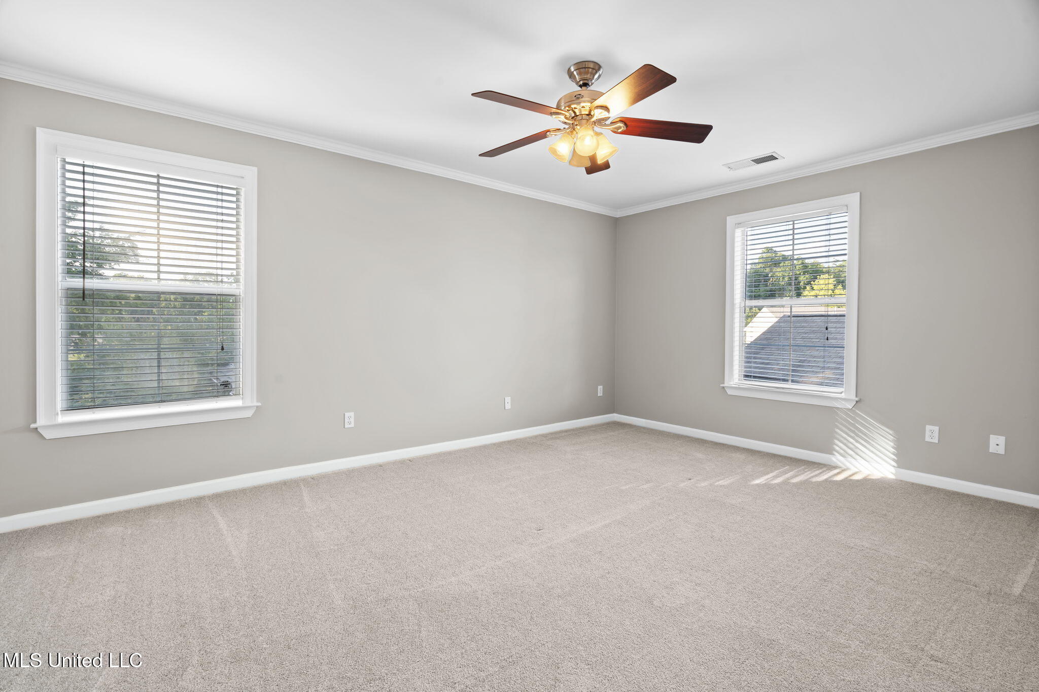 810 Cedar Trace Cove Hernando, MS 38632 - Photo 33 of 47 34-web-or-mls-810 Cedar Trace Cove-34