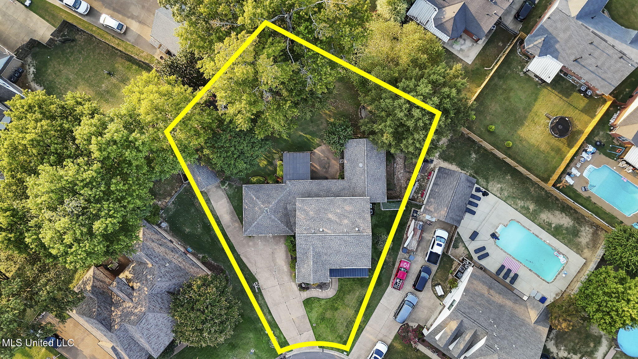 810 Cedar Trace Cove Hernando, MS 38632 - Photo 45 of 47 47-web-or-mls-810 Cedar Trace Cove-47