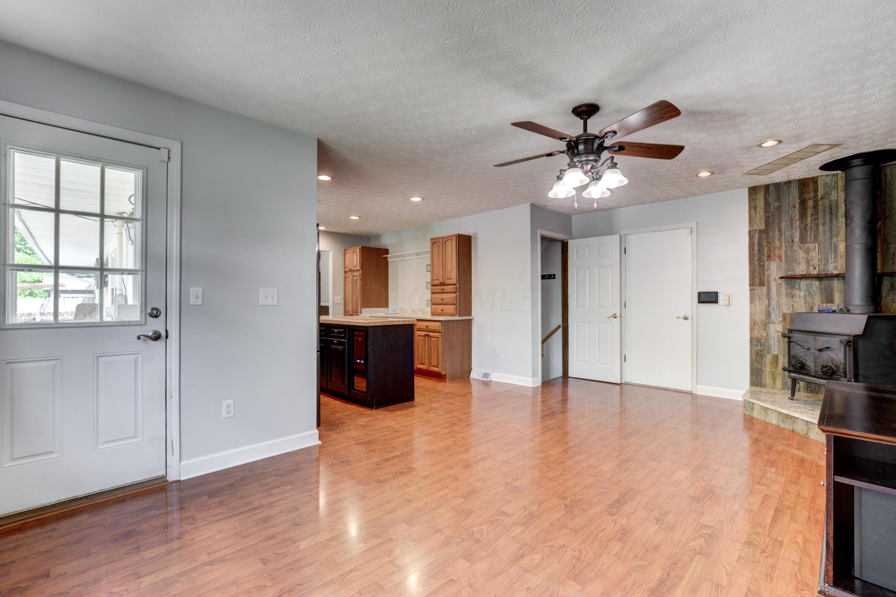 324 Watling Road Columbus, OH 43230 - Photo 52 of 68 0053
