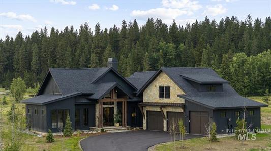 11 Larkspur McCall, ID 83638 - Photo 1 of 18 Main View