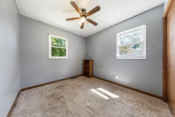 $267,900 | 952 North County Road 575, Richland, IN 47634