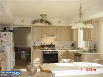 54 Plumstead Road Sewell, NJ 08080 - Photo 3 of 10 Kitchen
