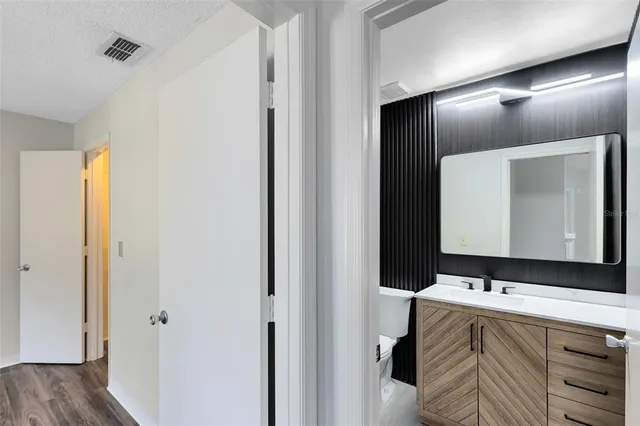 $160,000 | 6178 Westgate Drive, Unit 304, Orlando, FL 32835