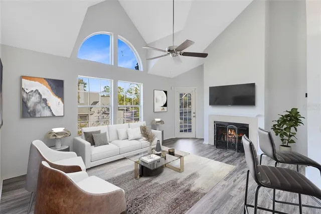 $160,000 | 6178 Westgate Drive, Unit 304, Orlando, FL 32835