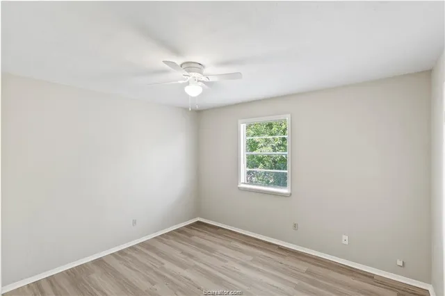 $775 | 2815 Cypress Bend Circle, Unit B, Bryan, TX 77801