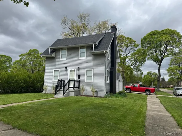 $104,900 | 1102 West Dayton Street, Flint, MI 48504