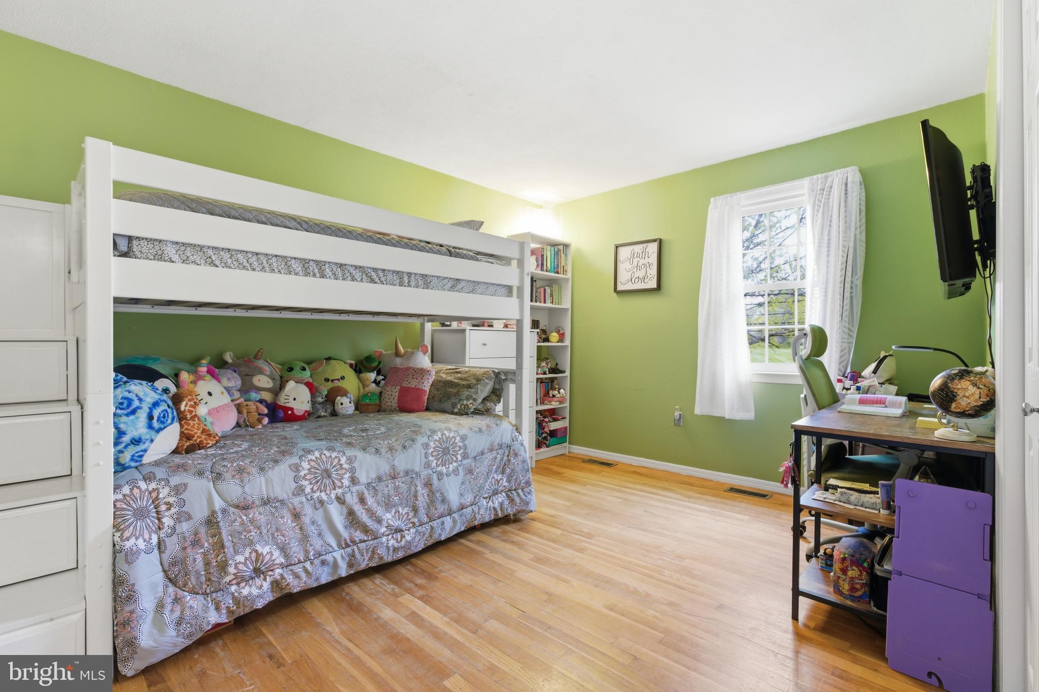 194 Bull Run Road Ewing, NJ 08638 - Photo 17 of 29 Gallery Image 17