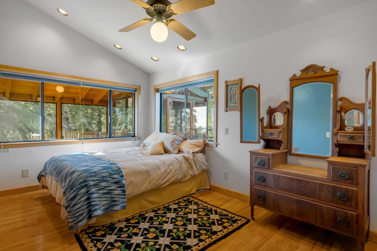 280 Oak Ridge Road Los Gatos, CA 95033 - Photo 24 of 42 Gallery Image 24