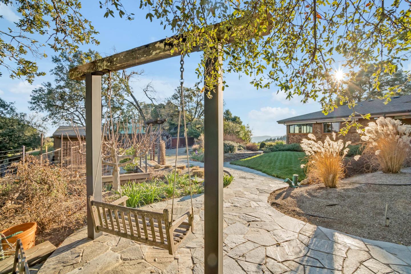 280 Oak Ridge Road Los Gatos, CA 95033 - Photo 33 of 42 Gallery Image 33