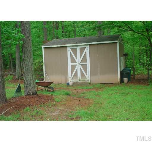 5228 Brantley Road Zebulon, NC 27597 - Photo 6 of 15 Gallery Image 6