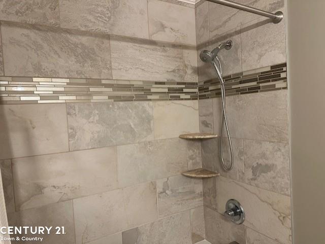 803 Plate Street, Unit 204 Rochester, MI 48307 - Photo 22 of 34 Gallery Image 22