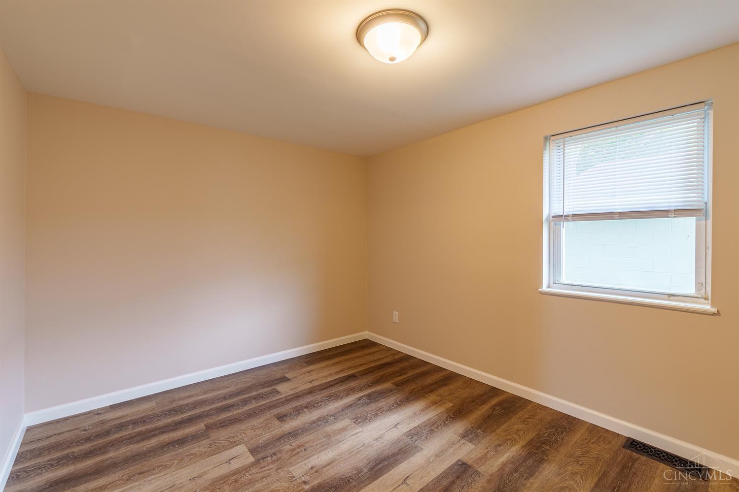 4570 Salzman Road Monroe, OH 45044 - Photo 26 of 29 Gallery Image 26