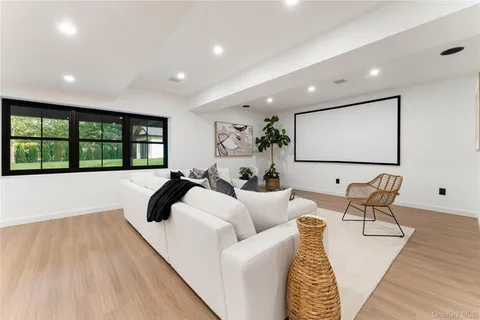 $4,850,000 | 45 Pine Hill Drive, South Salem, NY 10590