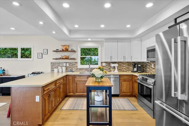 $6,800 | 1137 Vía Coronel, Palos Verdes Estates, CA 90274